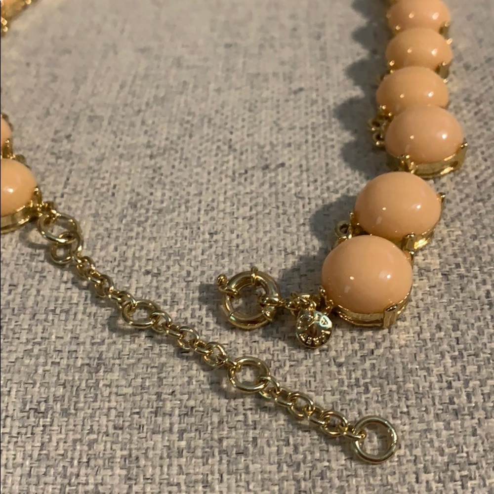 J crew peach/nude & gold statement necklace - Picture 5 of 5